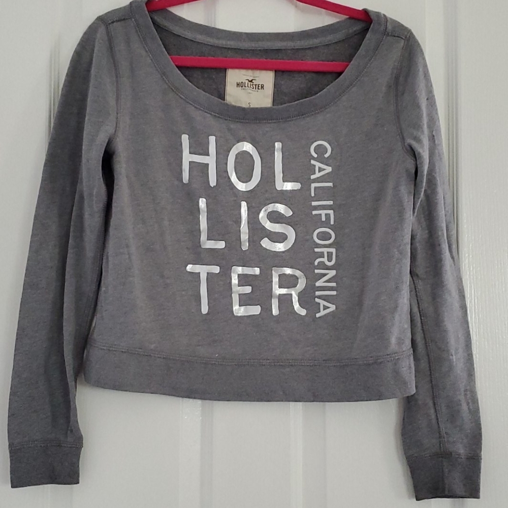 Hollister Vintage Y2K Crop Sweatshirt